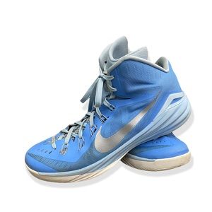 light blue hyperdunks